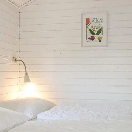 2 Bedroom Awesome In Нексё