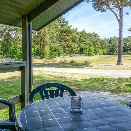 2 Bedroom Awesome In Semesterbostad *